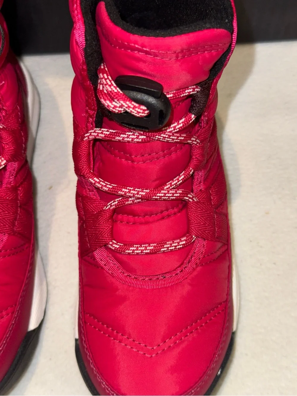 Sorel Kids'WhitneyII Short Lace Boot,a vibrant,waterproof,insulated winter boot